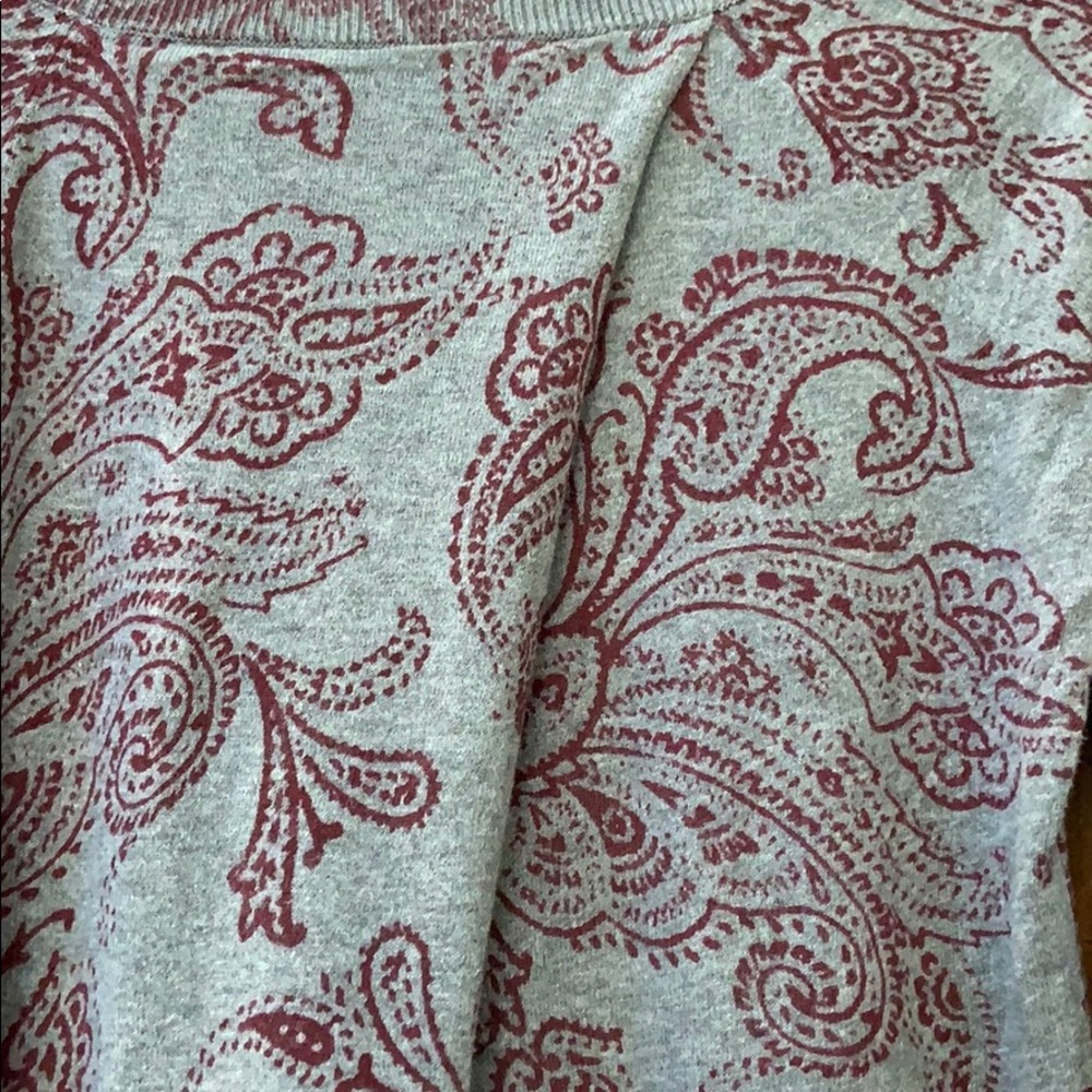 Sweater - Picture 5 of 6